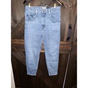 Levi's Silver Tab Mom‎ Jeans Women's Size 31 X 27 Medium Wash Denim